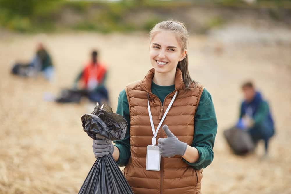 13 Volunteer Activities: Helpful Exercises to Burn Calories