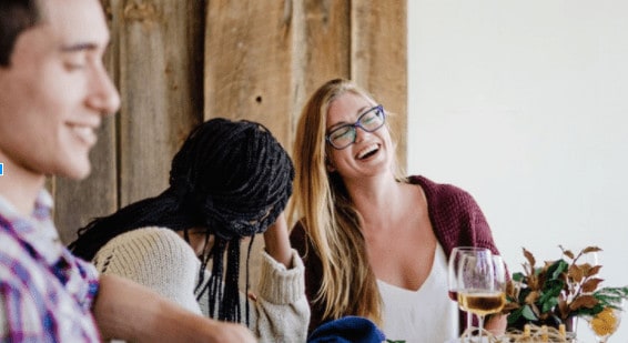 Können wir Alkohol trinken und doch Gewicht abnehmen?