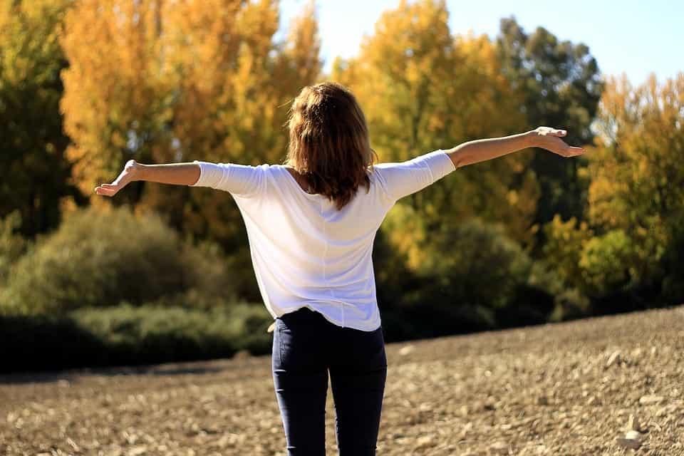 4 Pasos para Controlar tus Emociones sin Caer en la Comida