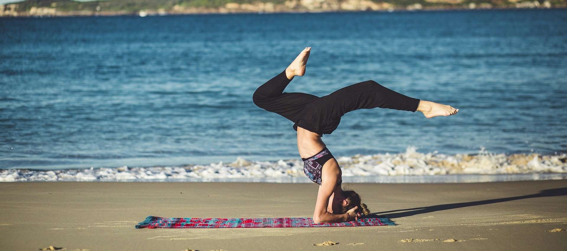 ¿Puede el yoga realmente ayudarte a perder peso?