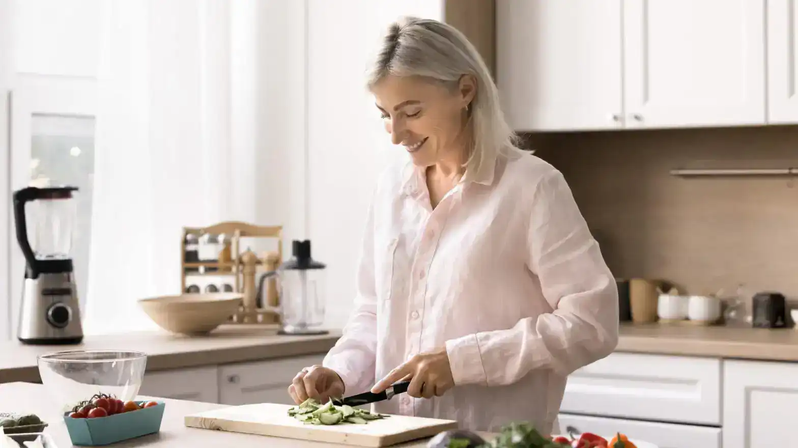 How to get rid of menopause belly fat: Causes, tips, and solutions