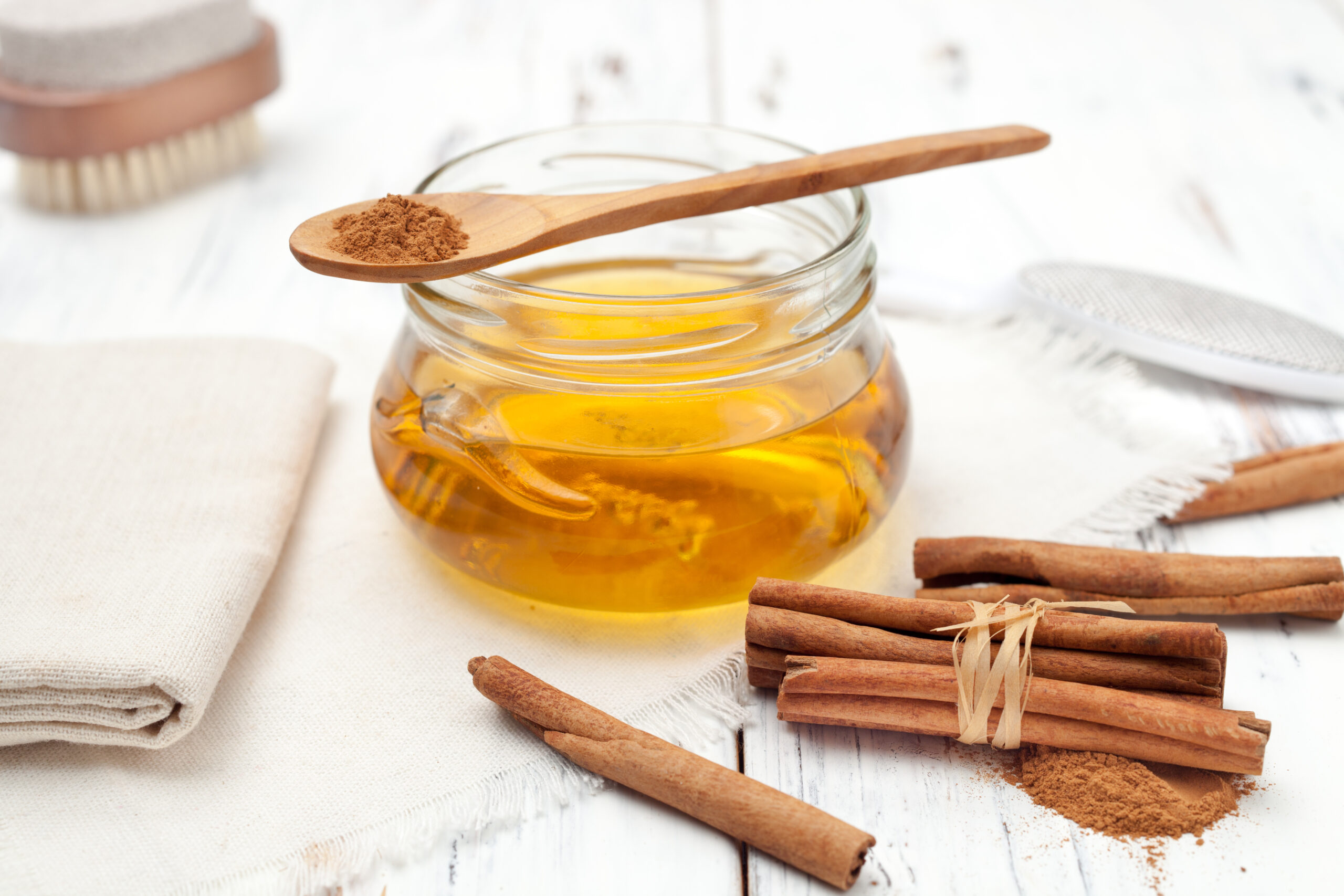 Honey and cinnamon before bed: Does the latest weight loss hack work?